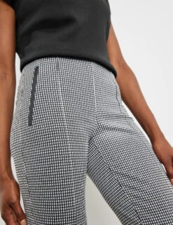 Gerry Weber 7/8 Stretchhose Mit Dehnbund 11 Gerry Weber 7/8 Stretchhose Mit Dehnbund -Feine Mode 78 stretchhose mit dehnbund 100