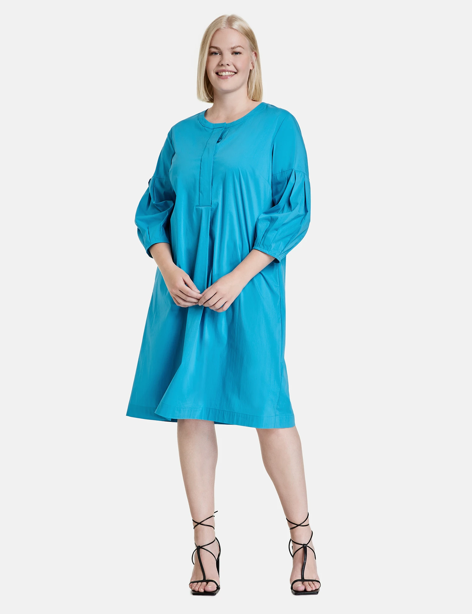 Ausgestelltes Kleid Mit 3/4 Arm 8 Ausgestelltes Kleid Mit 3/4 Arm - Image 6