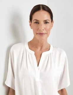 Gerry Weber Blusenshirt Mit Elastischem Saum -Feine Mode blusenshirt mit elastischem saum 100