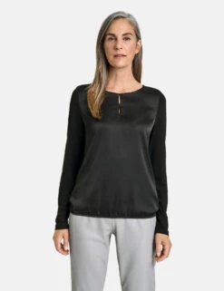 Gerry Weber Blusenshirt Mit Material-Patch Und Elastischem Saum -Feine Mode blusenshirt mit material patch und elastischem saum 01
