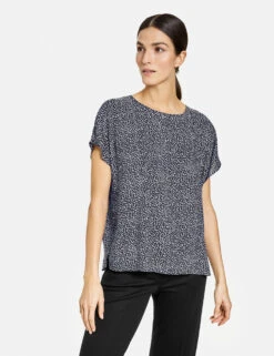Gerry Weber Blusenshirt Mit Minimalmuster EcoVero -Feine Mode blusenshirt mit minimalmuster ecovero 01