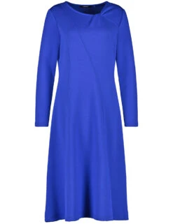 Feine Mode -Feine Mode detailverliebtes midikleid 02