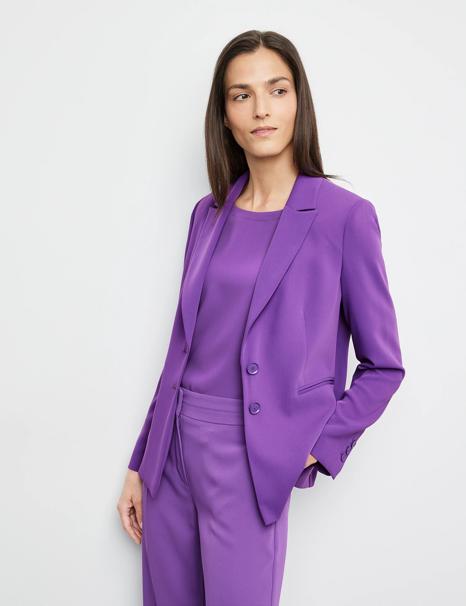 Gerry Weber Femininer Blazer Aus Fließender Qualität 3 Gerry Weber Femininer Blazer Aus Fließender Qualität