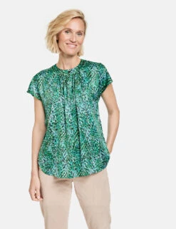 Gerry Weber Fließendes Blusenshirt Mit Allover-Print -Feine Mode fliessendes blusenshirt mit allover print 01