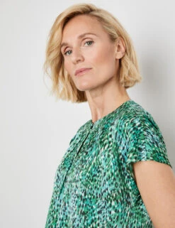 Gerry Weber Fließendes Blusenshirt Mit Allover-Print -Feine Mode fliessendes blusenshirt mit allover print 100