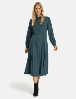 Gerry Weber Fließendes Kleid Mit Dekoartiven Falten -Feine Mode fliessendes kleid mit dekoartiven falten 01