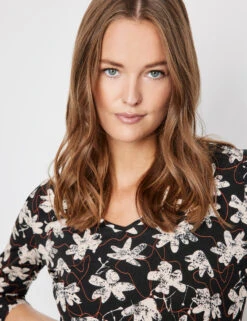 Taifun Gemustertes 3/4 Arm Shirt Mit V-Ausschnitt -Feine Mode gemustertes 34 arm shirt mit v ausschnitt 100