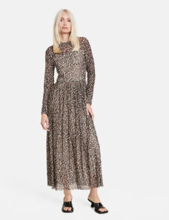 Taifun Gemustertes Maxikleid Mit Semitransparenten Details 13 Taifun Gemustertes Maxikleid Mit Semitransparenten Details -Feine Mode gemustertes maxikleid mit semitransparenten details 01