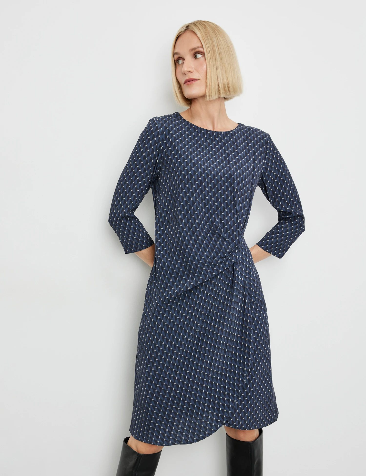 Gerry Weber Gepunktetes Kleid Mit Knotendetail 3 Gerry Weber Gepunktetes Kleid Mit Knotendetail