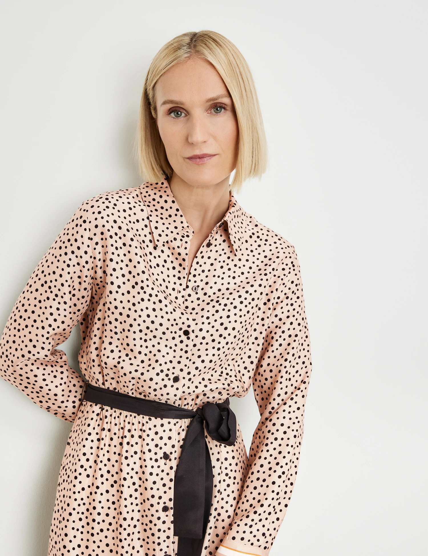 Gerry Weber Gepunktetes Midikleid Mit Taillenband 7 Gerry Weber Gepunktetes Midikleid Mit Taillenband - Image 5