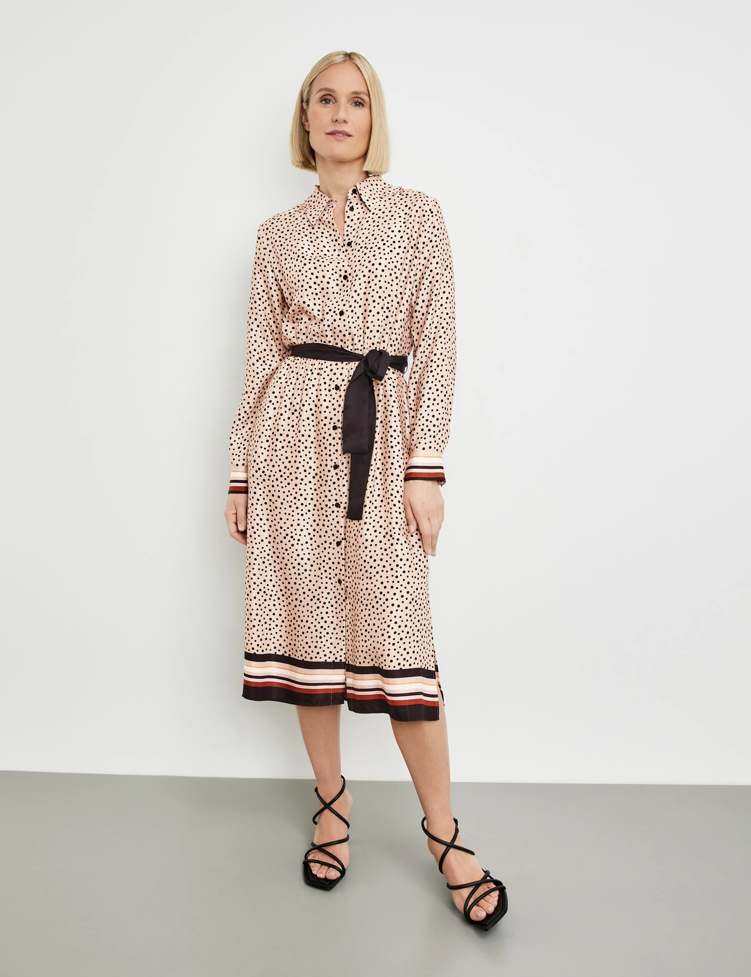 Gerry Weber Gepunktetes Midikleid Mit Taillenband 3 Gerry Weber Gepunktetes Midikleid Mit Taillenband