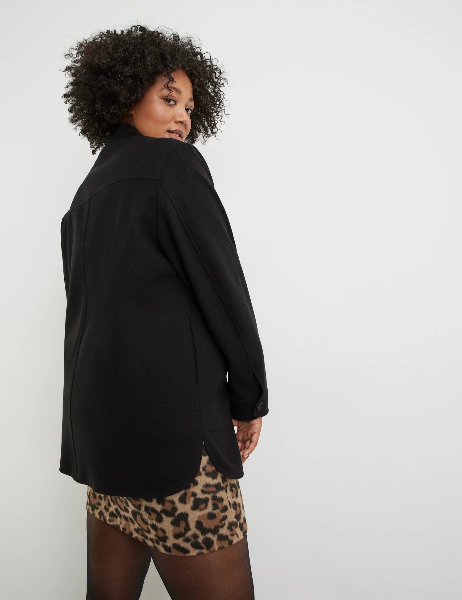 Hemdjacke Mit Schmuckleiste 8 Hemdjacke Mit Schmuckleiste - Image 6