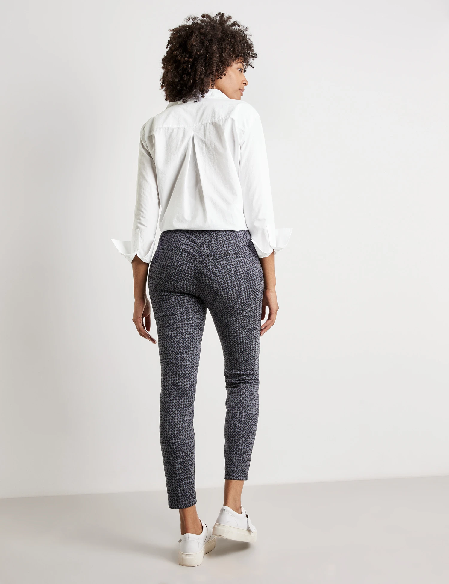 Gerry Weber Hose Mit Minimaldessin Slim Fit 8 Gerry Weber Hose Mit Minimaldessin Slim Fit - Image 6