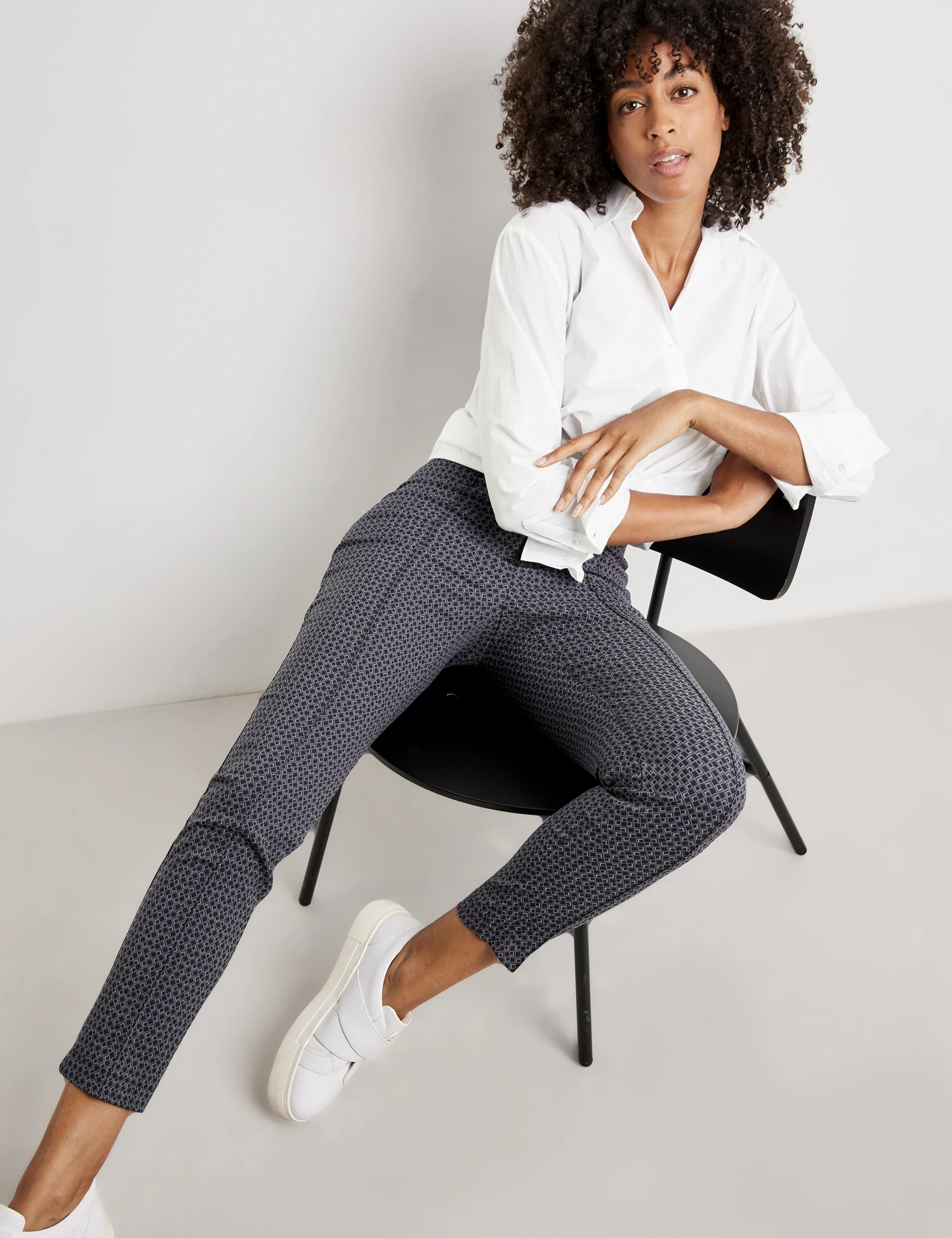 Gerry Weber Hose Mit Minimaldessin Slim Fit 9 Gerry Weber Hose Mit Minimaldessin Slim Fit - Image 7