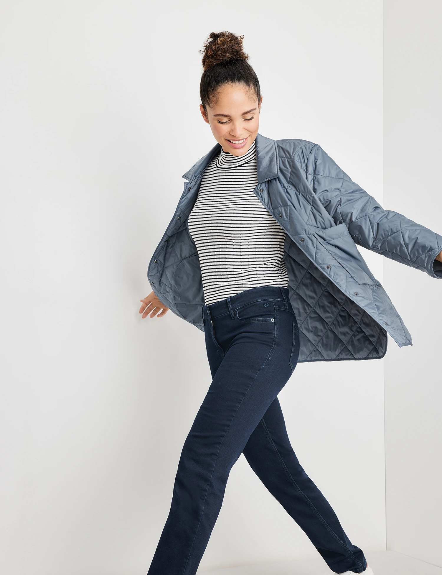 Gerry Weber Jacke Mit Rautenstepp 7 Gerry Weber Jacke Mit Rautenstepp - Image 5