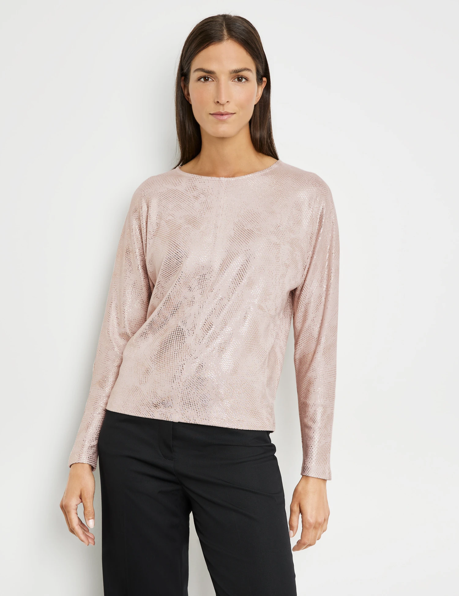 Gerry Weber Langarmshirt Mit Schimmernden Effekten 3 Gerry Weber Langarmshirt Mit Schimmernden Effekten