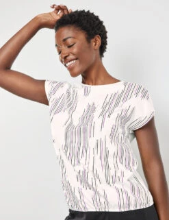 Gerry Weber Lockeres Kurzarmshirt Mit Elastischem Saum -Feine Mode lockeres kurzarmshirt mit elastischem saum 102