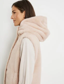 Gerry Weber Longweste Aus Kunstfell -Feine Mode longweste aus kunstfell 100
