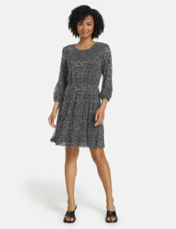 Taifun Plisseekleid Mit Paillettenzier -Feine Mode plisseekleid mit paillettenzier 01