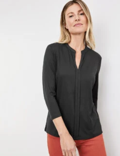 Gerry Weber Schlichtes Blusenshirt Mit Einfach Gelegten Falten 13 Gerry Weber Schlichtes Blusenshirt Mit Einfach Gelegten Falten -Feine Mode schlichtes blusenshirt mit einfach gelegten falten 102
