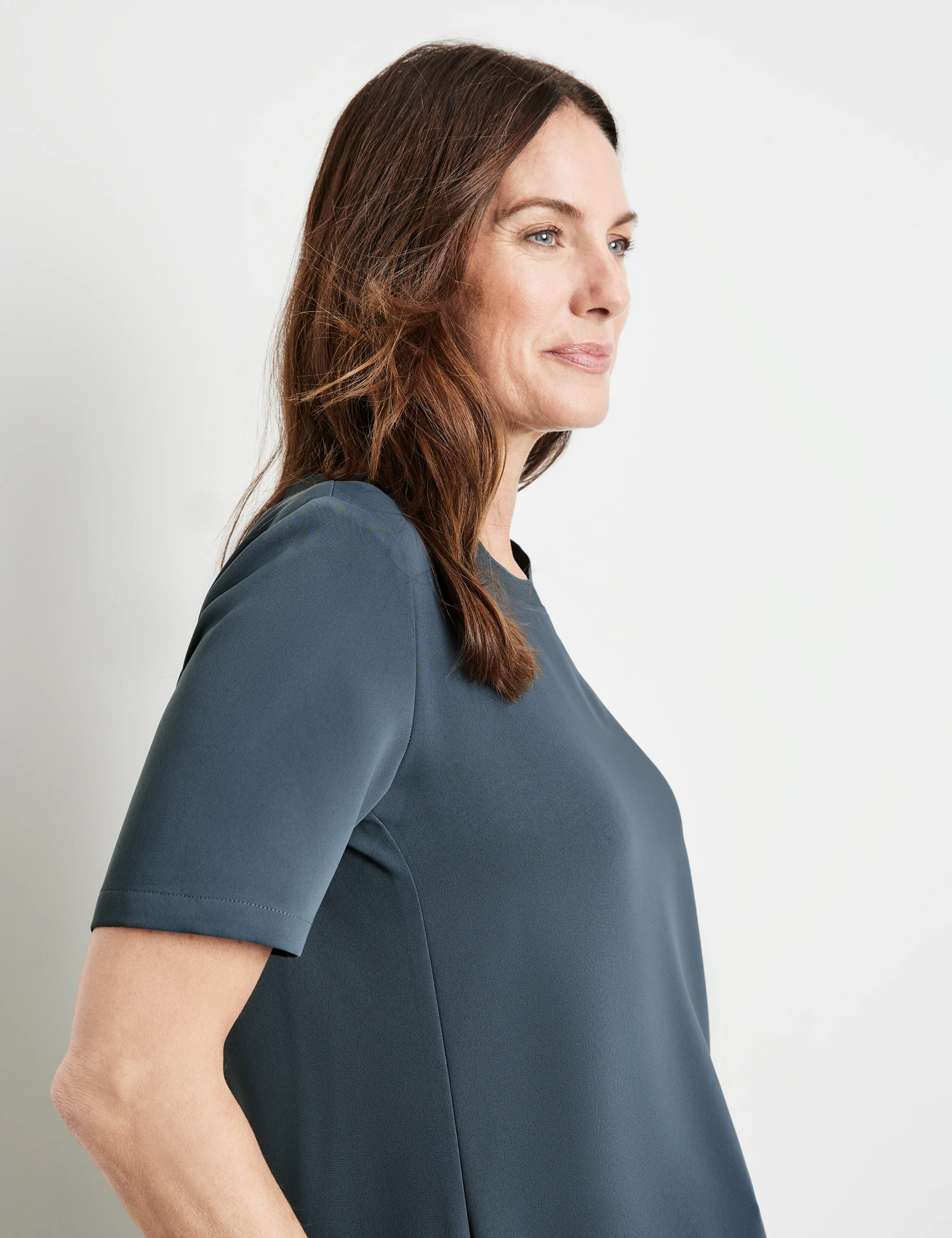 Gerry Weber Schlichtes Blusenshirt Mit Seitlichen Schlitzen 6 Gerry Weber Schlichtes Blusenshirt Mit Seitlichen Schlitzen - Image 4