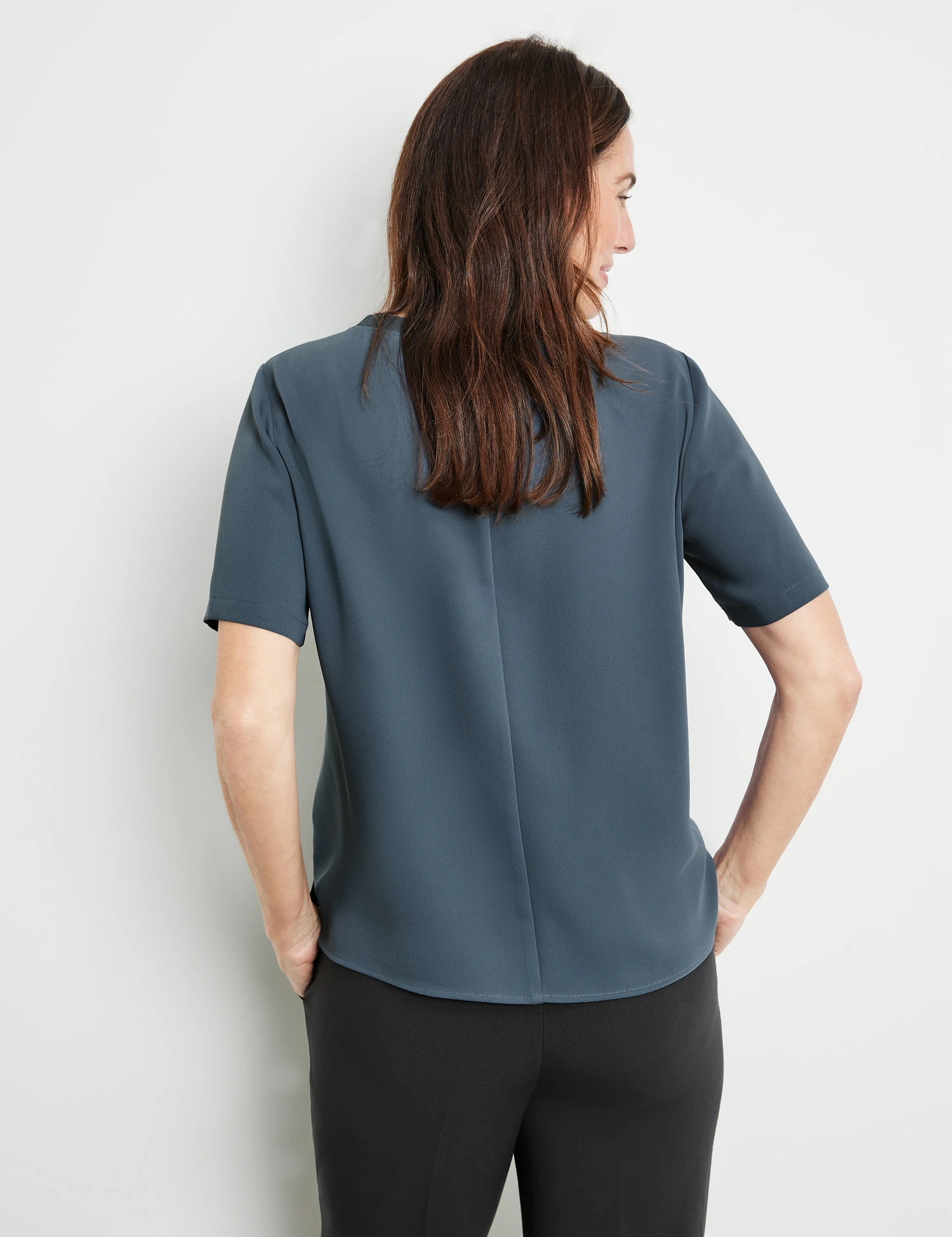 Gerry Weber Schlichtes Blusenshirt Mit Seitlichen Schlitzen 7 Gerry Weber Schlichtes Blusenshirt Mit Seitlichen Schlitzen - Image 5