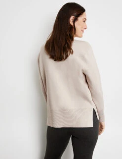 Gerry Weber Softer Pullover Mit Turtleneck Und Verlängertem Rückenteil -Feine Mode softer pullover mit turtleneck und verlaengertem rueckenteil 104