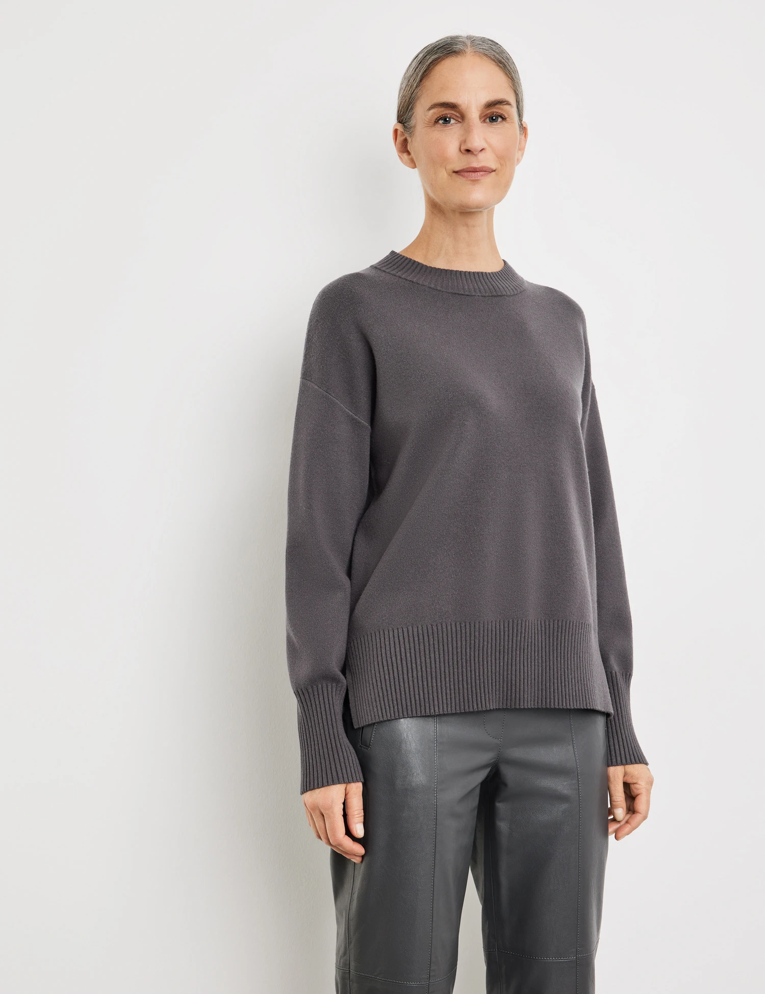 Gerry Weber Softer Pullover Mit Verlängertem Rückenteil Und Seitenschlitzen 3 Gerry Weber Softer Pullover Mit Verlängertem Rückenteil Und Seitenschlitzen