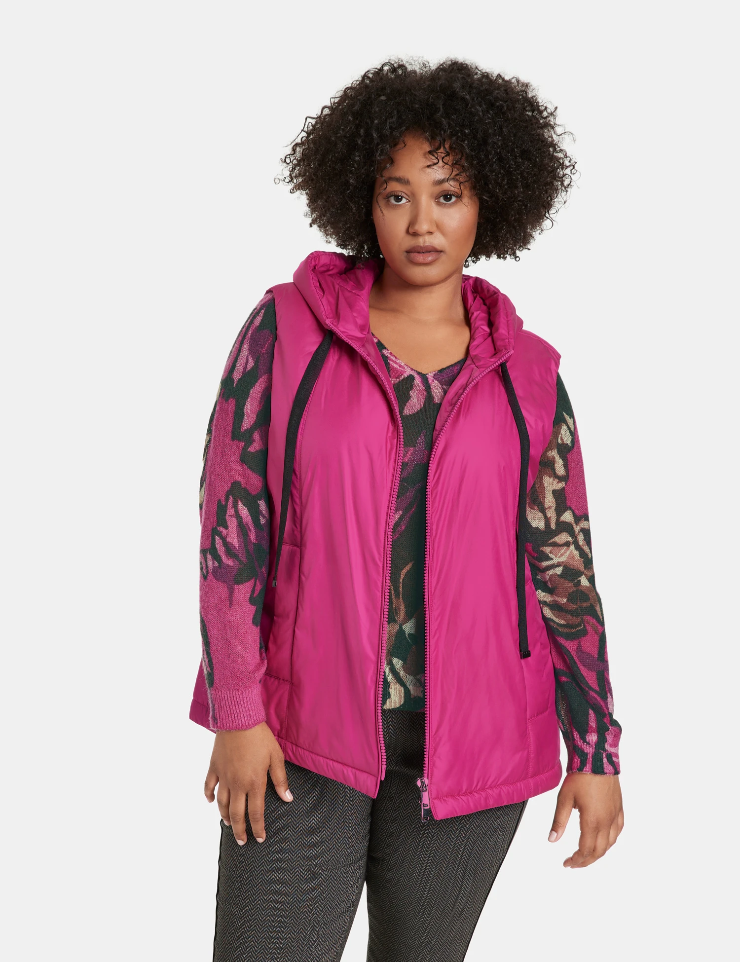 Steppweste Mit Kapuze 9 Steppweste Mit Kapuze - Image 7