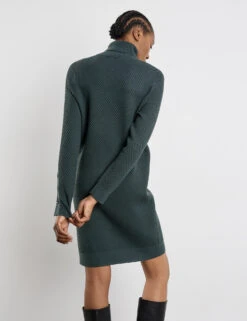 Gerry Weber Strickkleid Mit Rollkragen Und Knopfdetail Am Ärmel -Feine Mode strickkleid mit rollkragen und knopfdetail am aermel 104